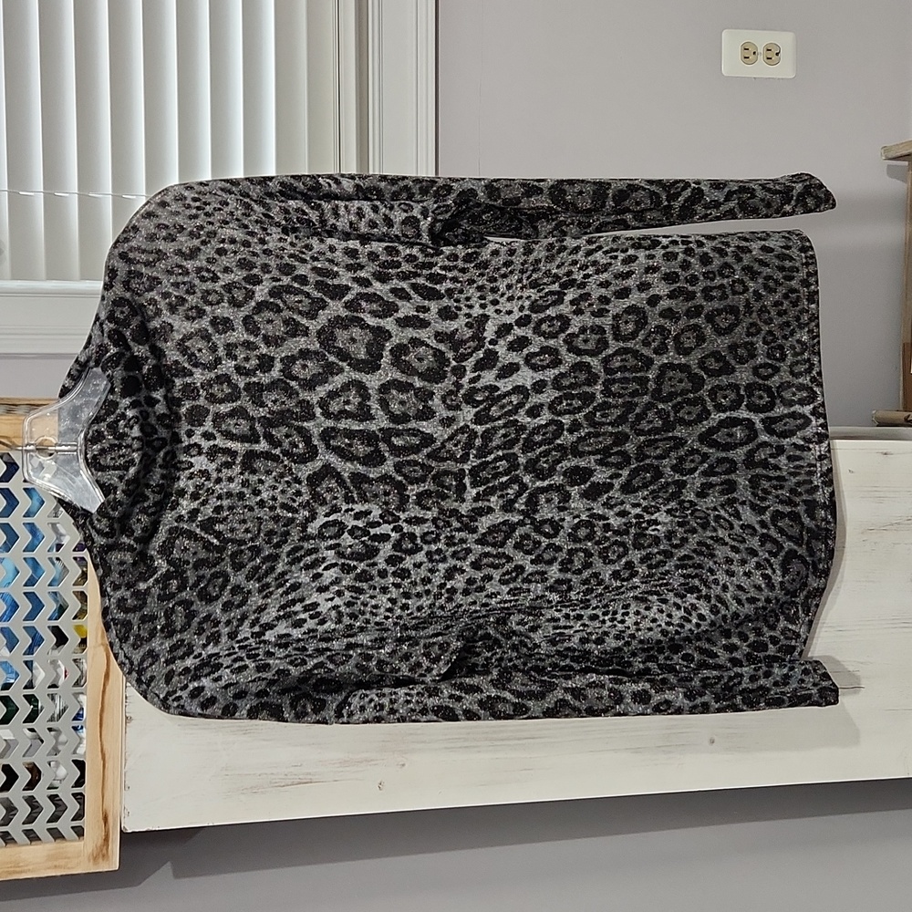 Sparkly Inc Women's Mock Nevk Shirt